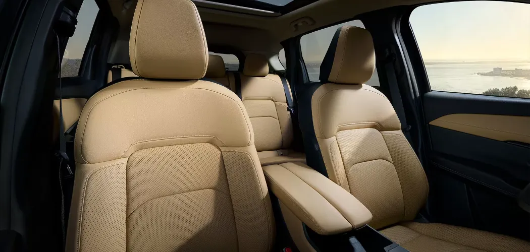  NAGYOBB UTASTÉR ÉS KÖRNYEZETI FÉNY