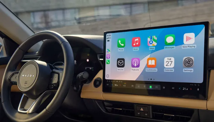 APPLE CARPLAY® ÉS ANDROID AUTO™