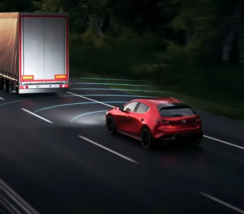 MAZDA AKTÍV SEBESSÉGTARTÓ AUTOMATIKA